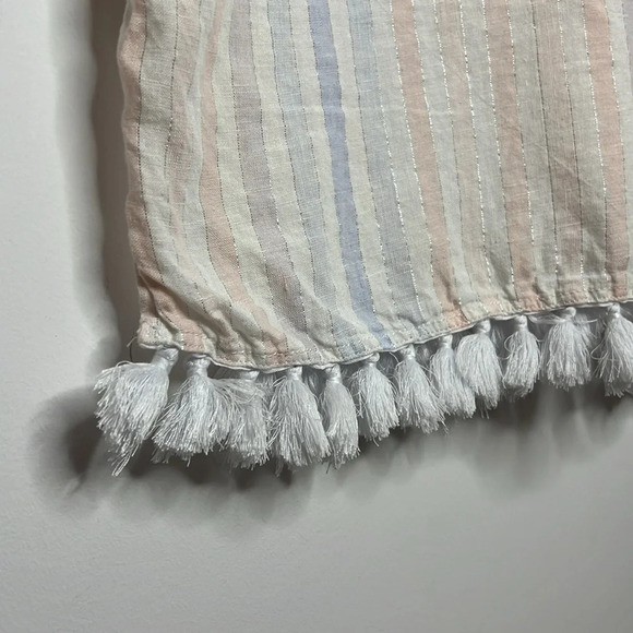 ST. TROPEZ West Linen Metallic Weave Boho Tassel Hem Sleeveless V Neck Blouse - Picture 5 of 11